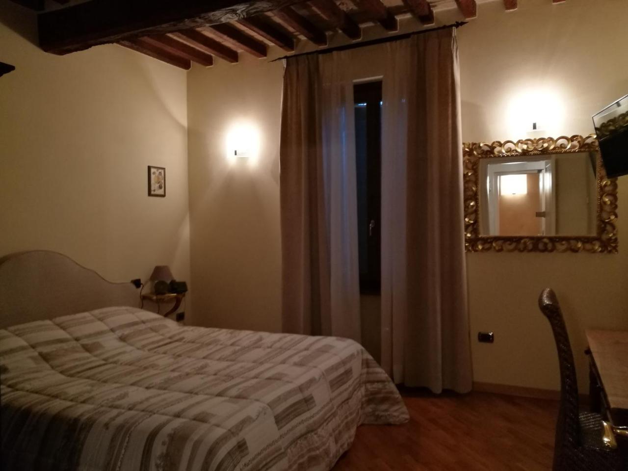 Agriturismo Corte Palazzo Marcaria Eksteriør billede
