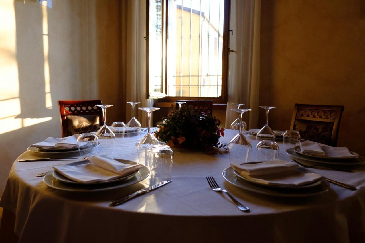 Agriturismo Corte Palazzo Marcaria Eksteriør billede